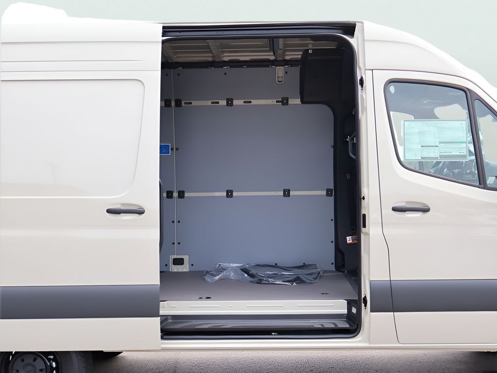 2026 Mercedes-Benz Sprinter 2500 Cargo 144 WB San Clemente CA