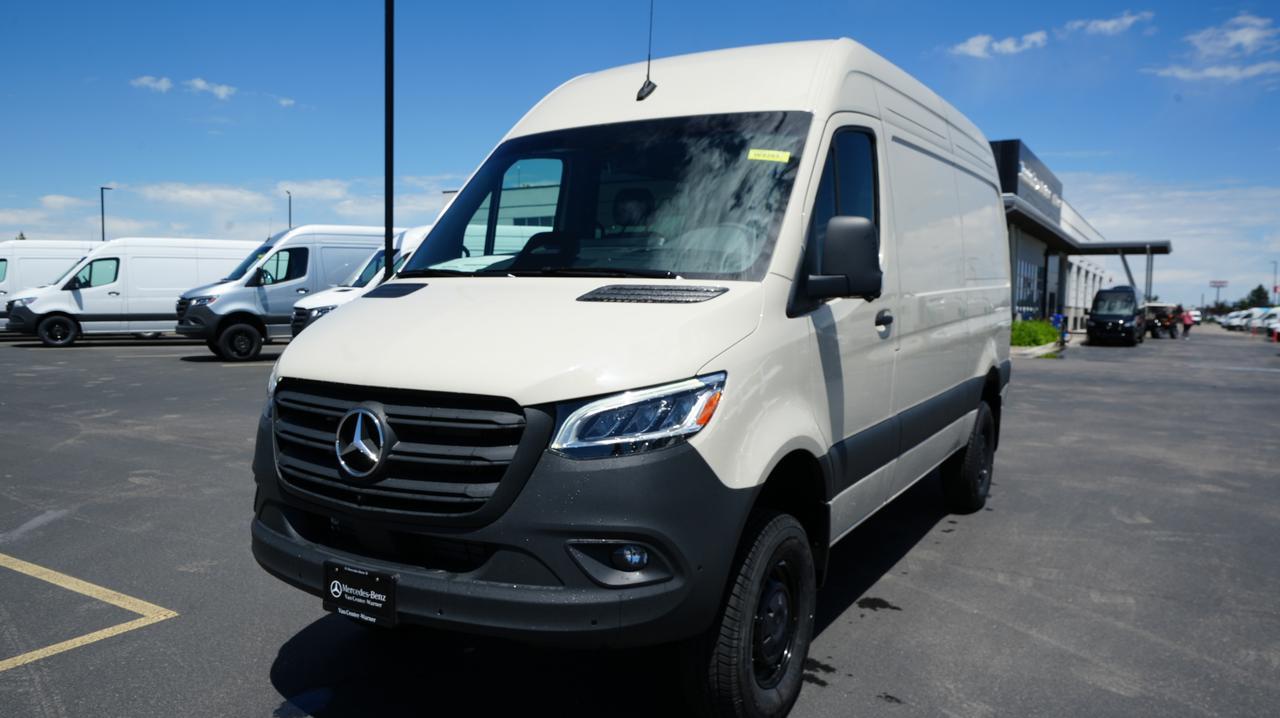 2026 Mercedes-Benz Sprinter 2500 144 WB HO AWD's photo