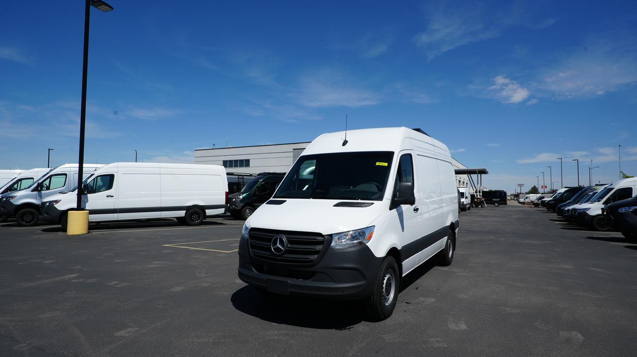 2026 Mercedes-Benz Sprinter 2500 144 WB HO's photo
