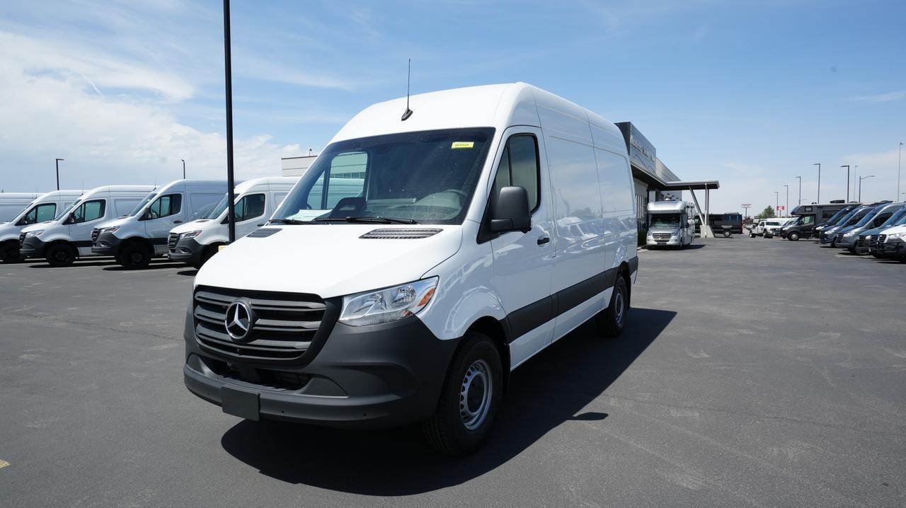 2026 Mercedes-Benz Sprinter 2500 144 WB HO's photo