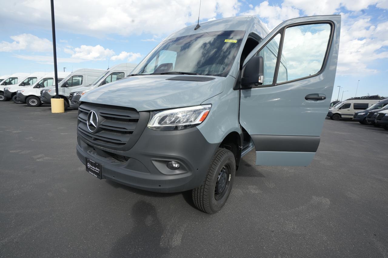 New 2026 Mercedes-Benz Sprinter 2500 Cargo 144 WB