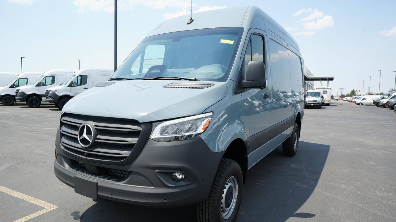 New 2026 Mercedes-Benz Sprinter 2500 Cargo 144 WB