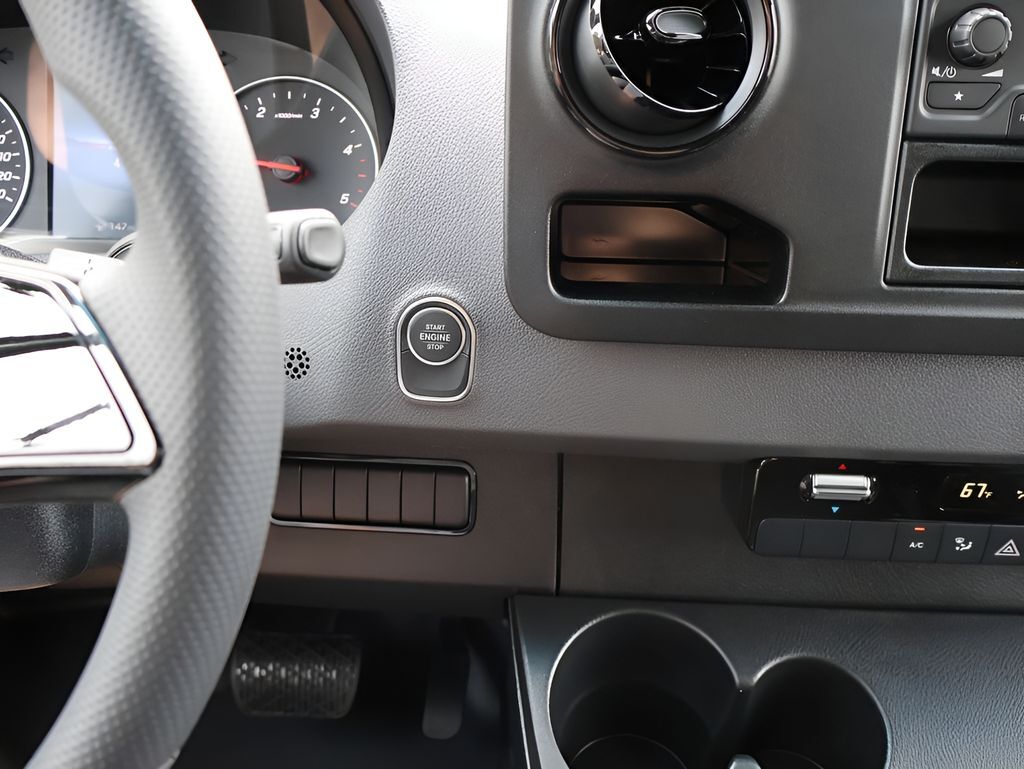 2026 Mercedes-Benz Sprinter 2500 Cargo 170 WB San Clemente CA