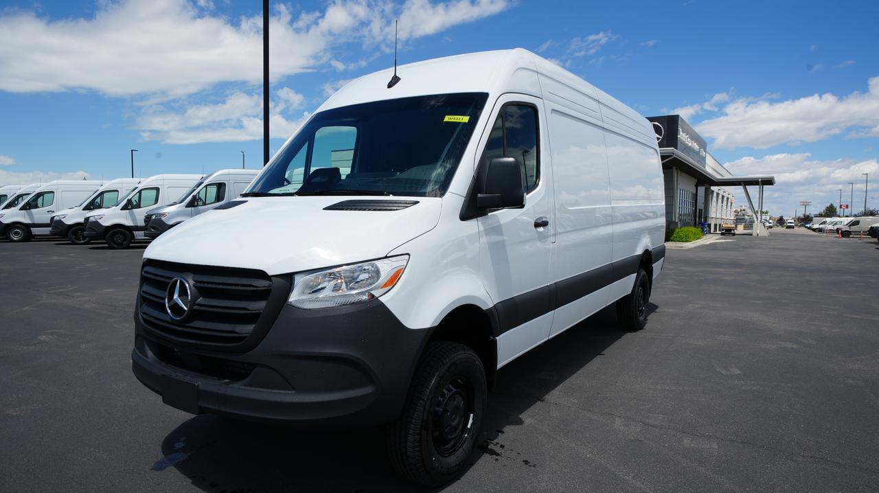 2026 Mercedes-Benz Sprinter 2500 170 WB HO High Roof AWD's photo