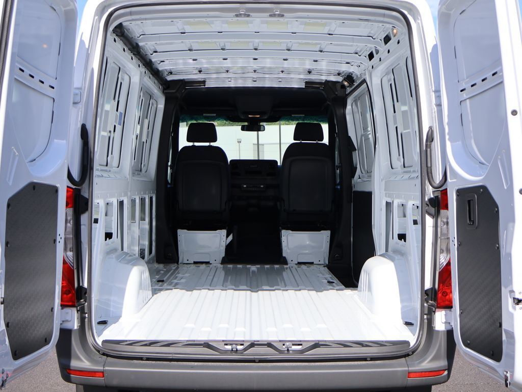 2026 Mercedes-Benz Sprinter 2500 Crew 144 WB San Clemente CA