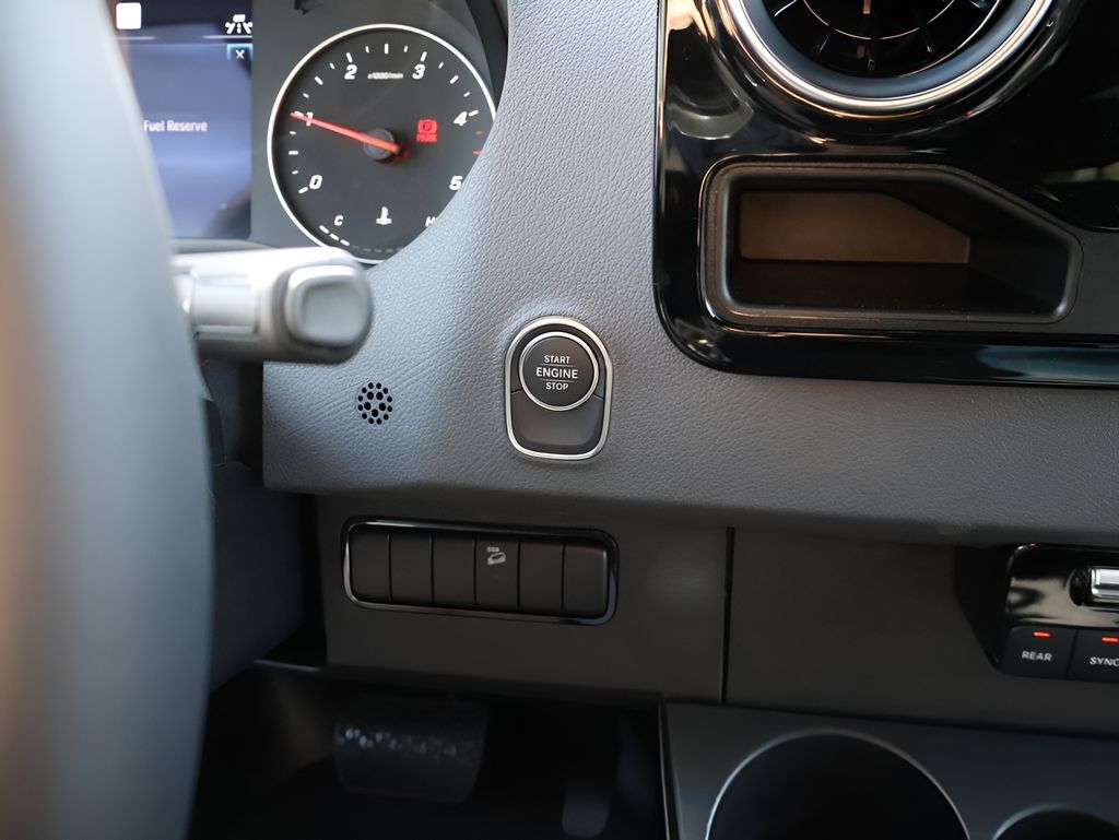 2026 Mercedes-Benz Sprinter 2500 Passenger 144 WB High Roof San Clemente CA
