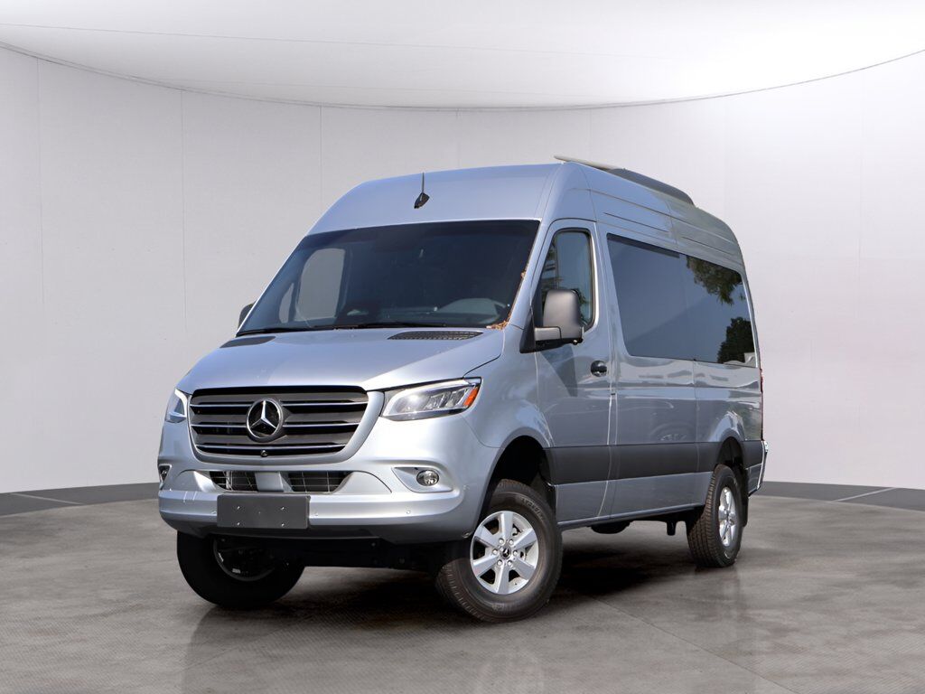2026 Mercedes-Benz Sprinter 2500 Passenger 144 WB High Roof