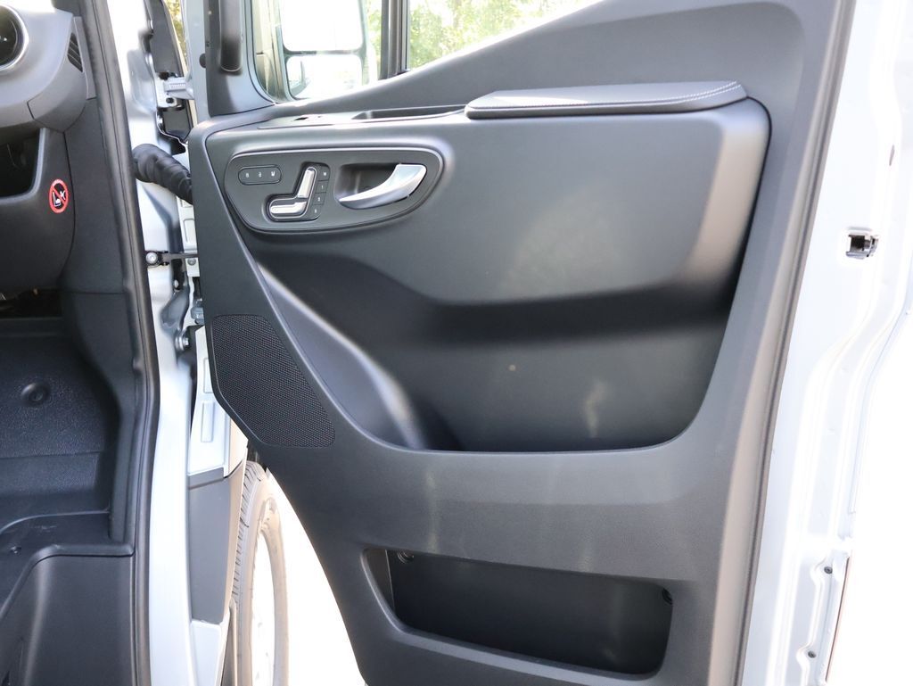 2026 Mercedes-Benz Sprinter 2500 Passenger 144 WB High Roof San Clemente CA
