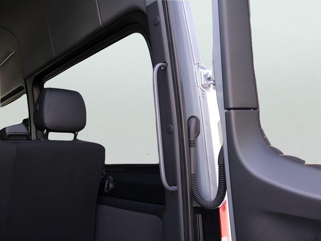 2026 Mercedes-Benz Sprinter 2500 Passenger 144 WB High Roof San Clemente CA