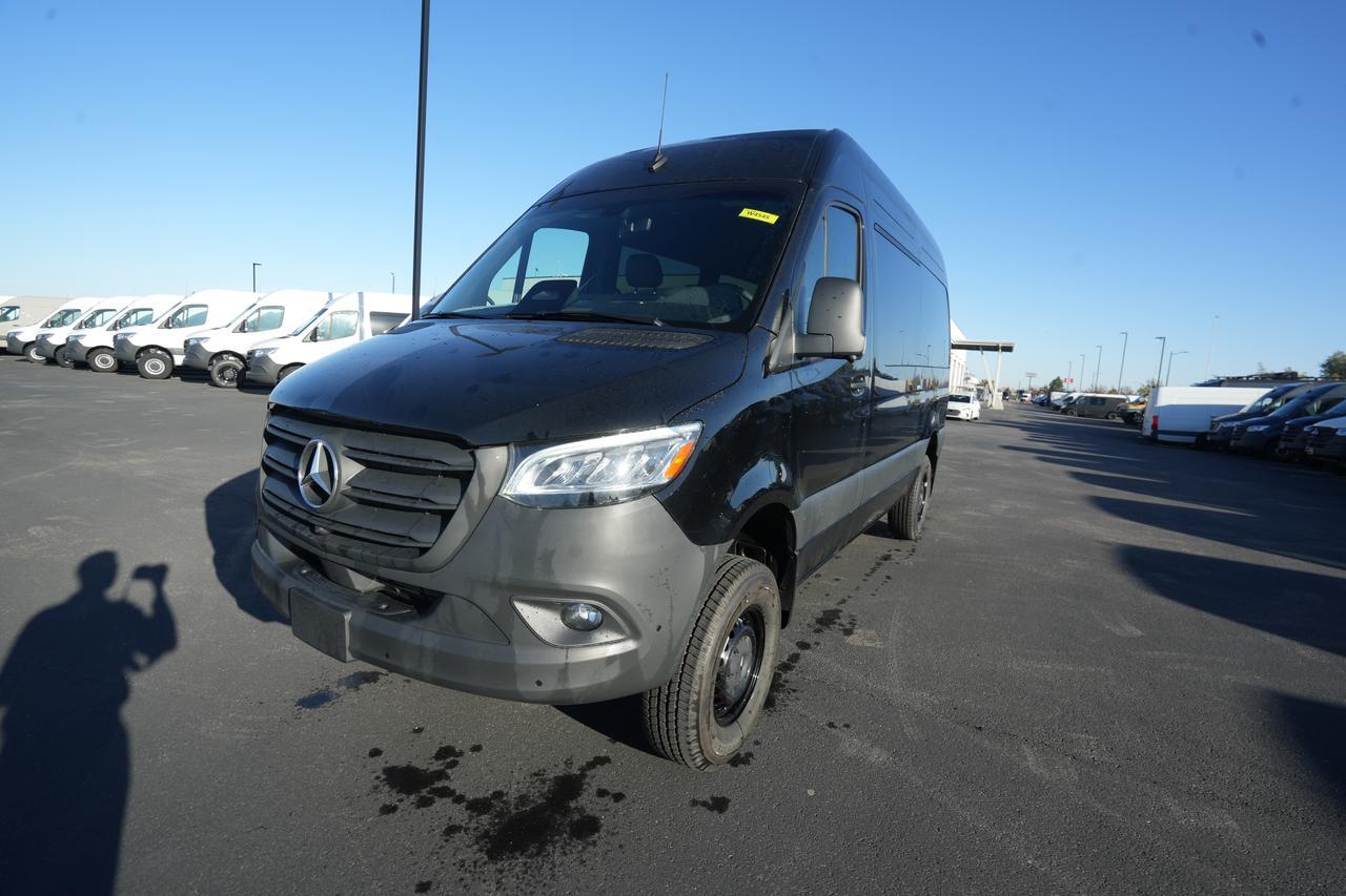 New 2026 Mercedes-Benz Sprinter 2500 Passenger 144 WB