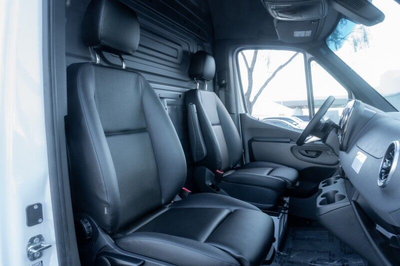 2026 Mercedes-Benz Sprinter Cargo Van 2500 High Roof I4 Diesel HO 144" RWD Peoria AZ