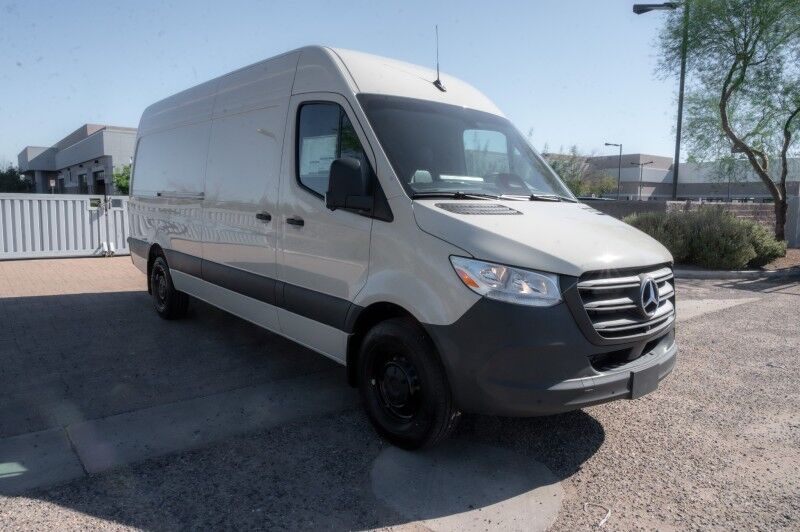 2026 Mercedes-Benz Sprinter Cargo Van 2500 High Roof I4 Diesel HO 170 RWD