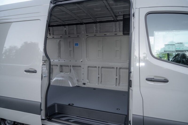 2026 Mercedes-Benz Sprinter Cargo Van 2500 Standard Roof I4 Diesel HO 144" RWD Peoria AZ