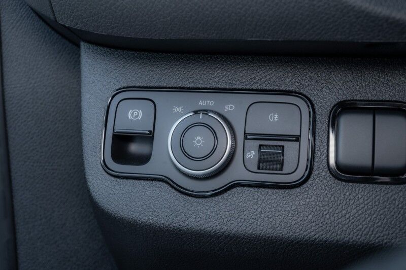 2026 Mercedes-Benz Sprinter Cargo Van 2500 Standard Roof I4 Diesel HO 144" RWD Peoria AZ