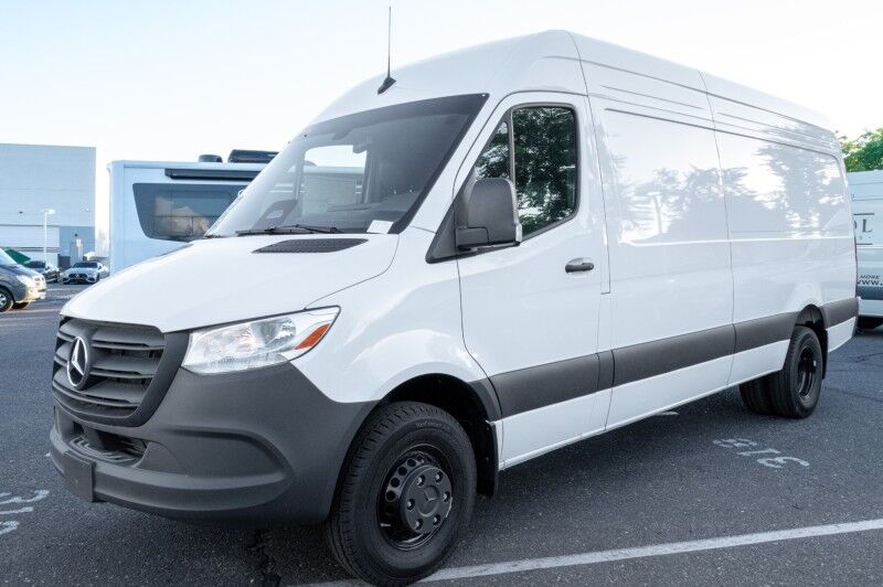 2026 Mercedes-Benz Sprinter Cargo Van 3500 High Roof I4 Diesel HO 170" RWD