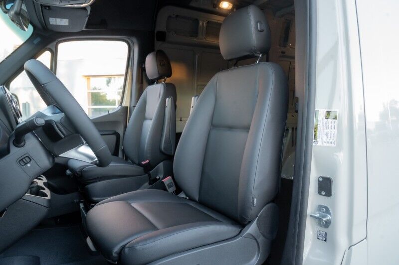 2026 Mercedes-Benz Sprinter Crew Van 2500 Standard Roof I4 Diesel HO 144" AWD Peoria AZ