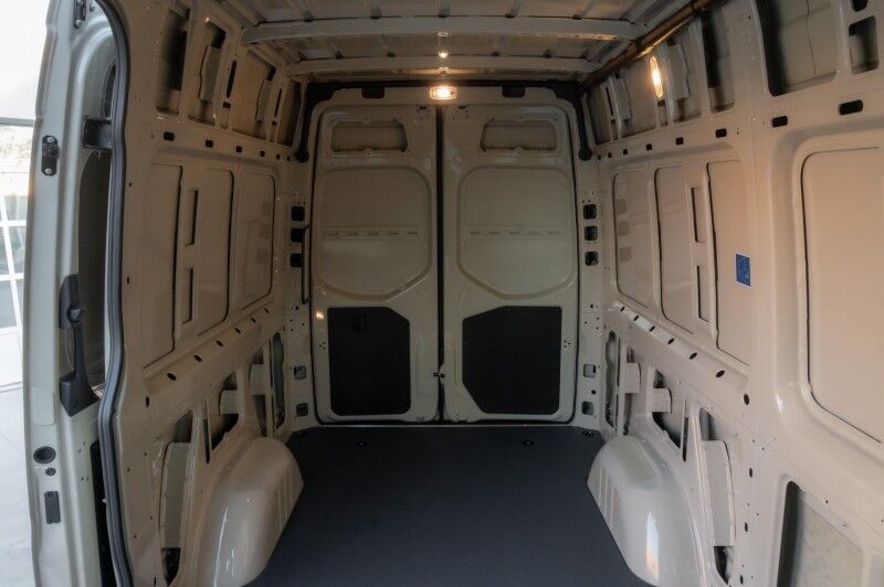 2026 Mercedes-Benz Sprinter Crew Van 2500 Standard Roof I4 Diesel HO 144" AWD Peoria AZ