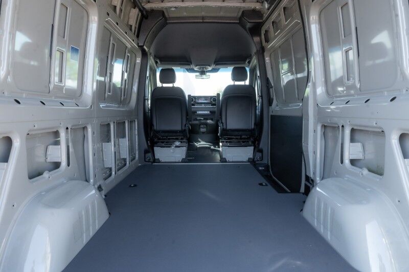 2026 Mercedes-Benz Sprinter Crew Van 2500 Standard Roof I4 Diesel HO 144" AWD Peoria AZ