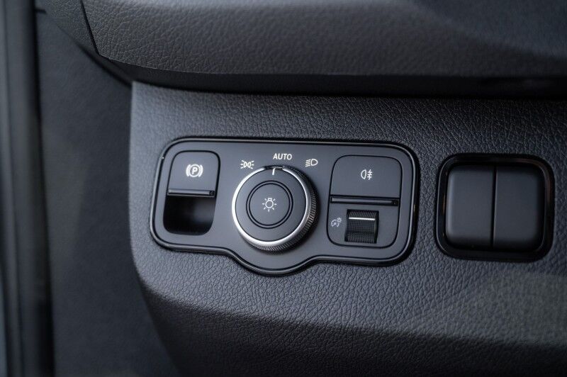 2026 Mercedes-Benz Sprinter Crew Van 2500 Standard Roof I4 Diesel HO 144" RWD Peoria AZ