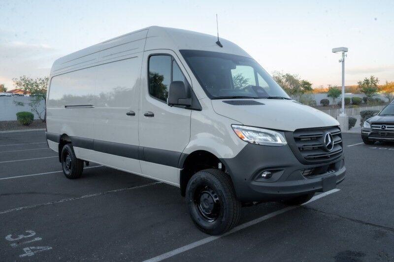 2026 Mercedes-Benz Sprinter Crew Van 2500 High Roof I4 Diesel HO 170" AWD