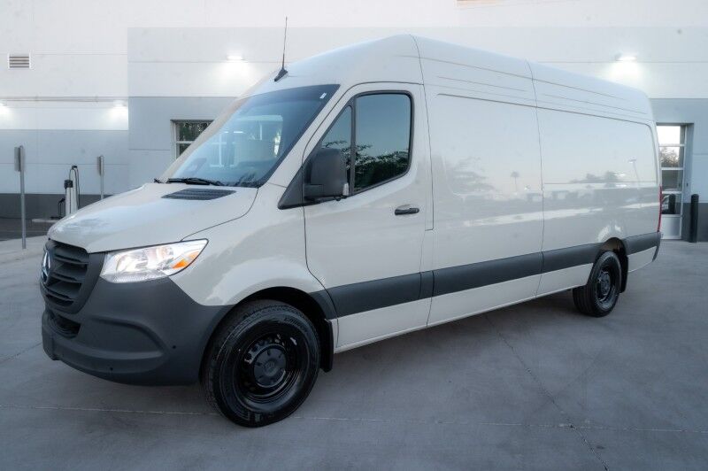 2026 Mercedes-Benz Sprinter Crew Van 2500 High Roof I4 Diesel HO 170" RWD