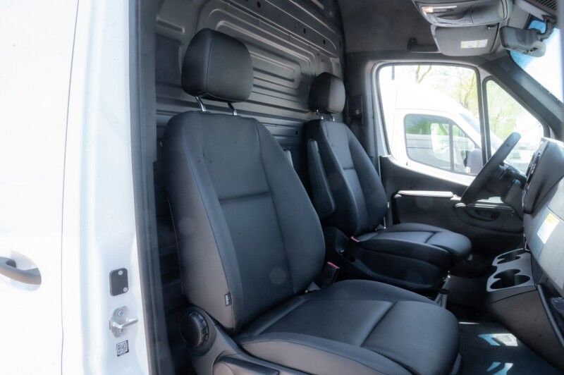 2026 Mercedes-Benz Sprinter Crew Van 2500 Standard Roof I4 Diesel 144" RWD Peoria AZ