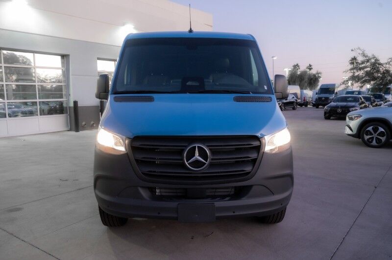 2026 Mercedes-Benz Sprinter Crew Van 2500 Standard Roof I4 Diesel 144" RWD
