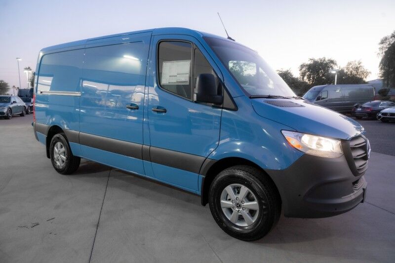 2026 Mercedes-Benz Sprinter Crew Van 2500 Standard Roof I4 Diesel 144" RWD