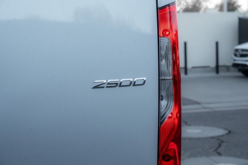 2026 Mercedes-Benz Sprinter Crew Van 2500 Standard Roof I4 Diesel 144" RWD Peoria AZ