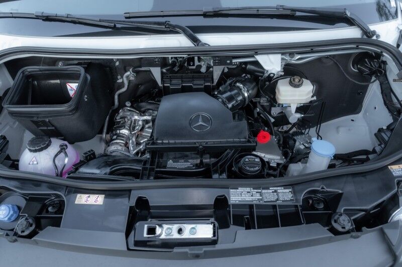 2026 Mercedes-Benz Sprinter Crew Van 2500 Standard Roof I4 Diesel HO 144" RWD Peoria AZ