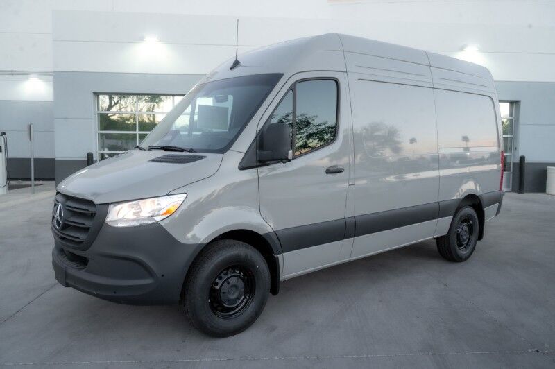 2026 Mercedes-Benz Sprinter Crew Van 2500 Standard Roof I4 Diesel HO 144" RWD