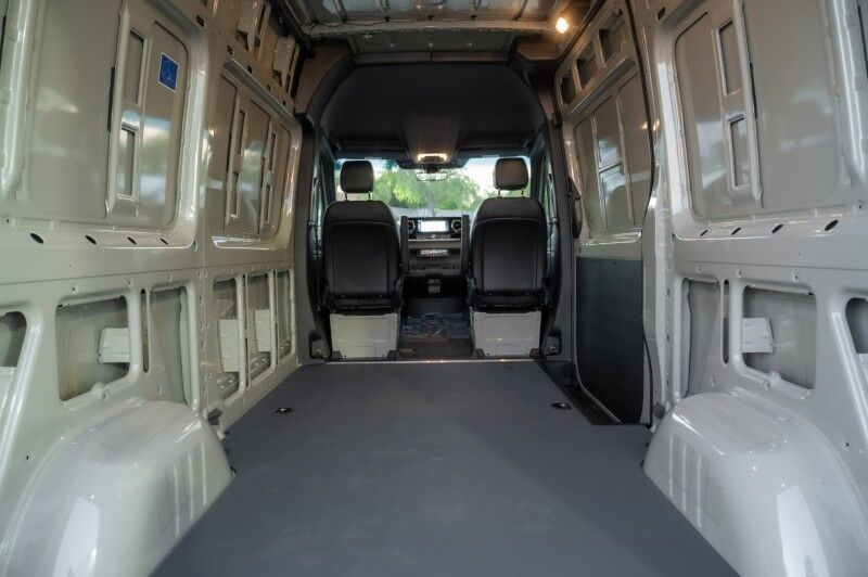 2026 Mercedes-Benz Sprinter Crew Van 2500 Standard Roof I4 Diesel HO 144" RWD Peoria AZ