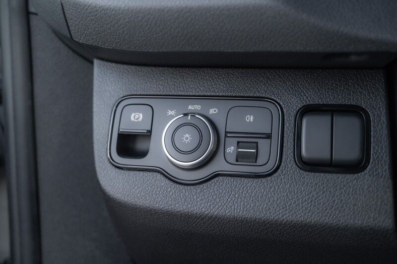 2026 Mercedes-Benz Sprinter Crew Van 2500 Standard Roof I4 Diesel HO 144" RWD Peoria AZ