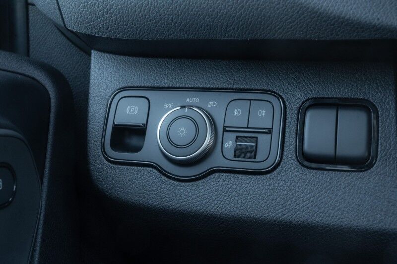 2026 Mercedes-Benz Sprinter Passenger Van 2500 Standard Roof I4 Diesel HO 144" RWD Select Peoria AZ