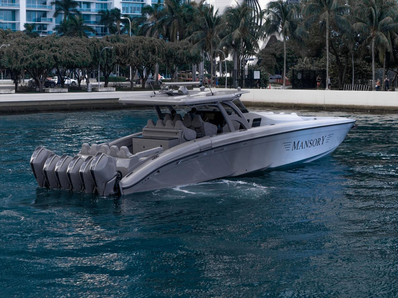 2026 Midnight Express 52 Mansory Miami FL