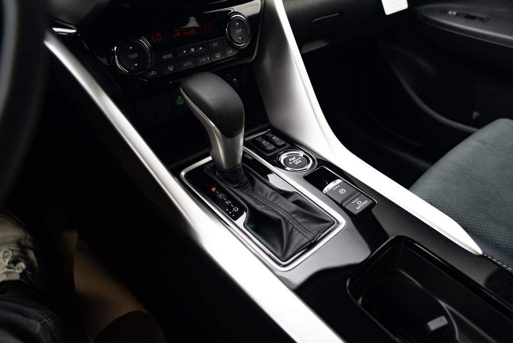 2026 Mitsubishi Eclipse Cross SE Milwaukie OR
