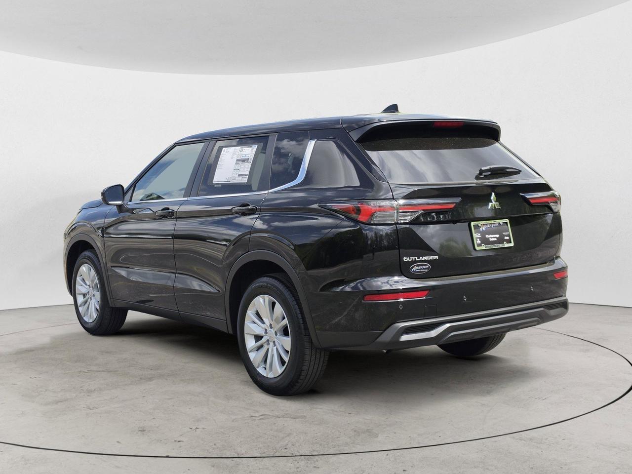 2026 Mitsubishi Outlander ES Chattanooga TN