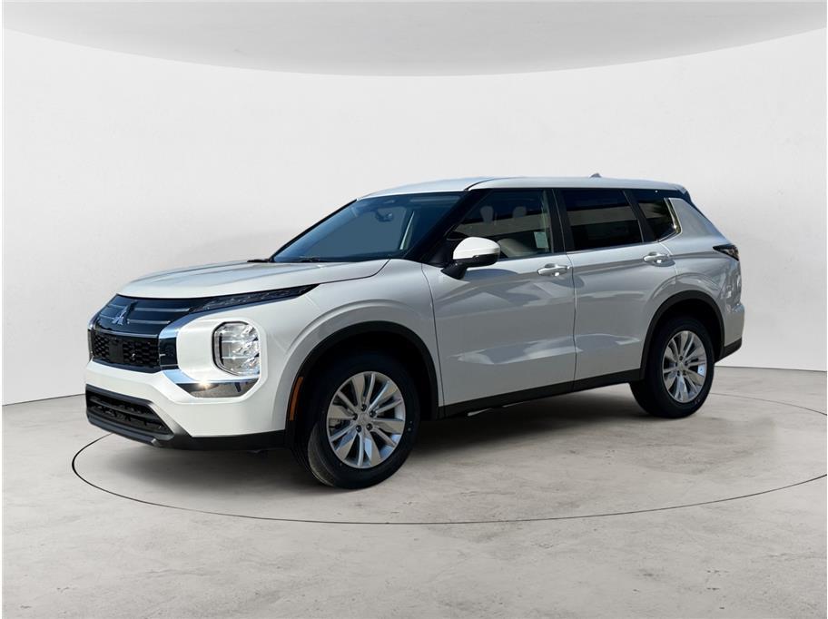 2026 Mitsubishi Outlander ES Sport Utility 4D