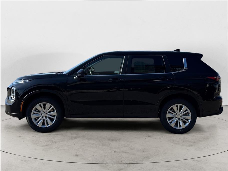 2026 Mitsubishi Outlander ES Sport Utility 4D