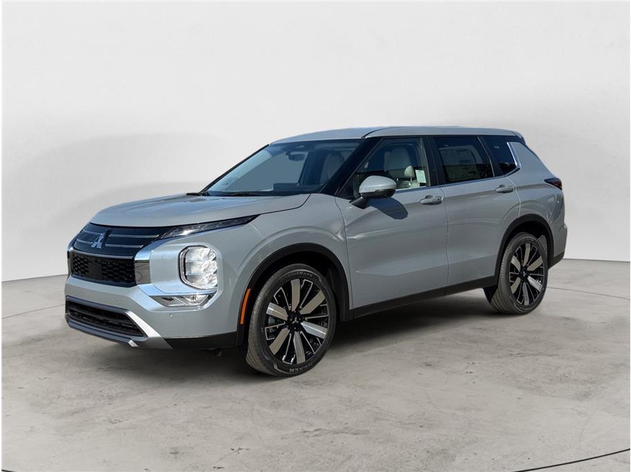 2026 Mitsubishi Outlander ES Sport Utility 4D