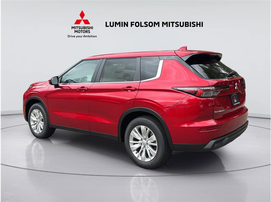 2026 Mitsubishi Outlander ES Sport Utility 4D