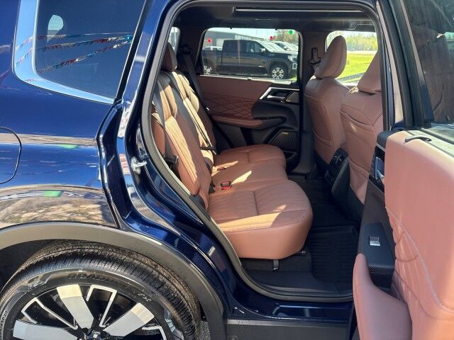2026 Mitsubishi Outlander GT Whitecourt AB
