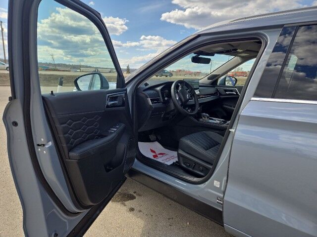 2026 Mitsubishi Outlander GT Whitecourt AB