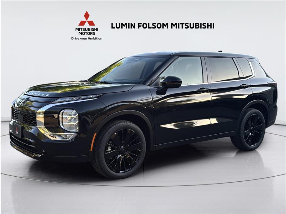 2026 Mitsubishi Outlander LE Sport Utility 4D