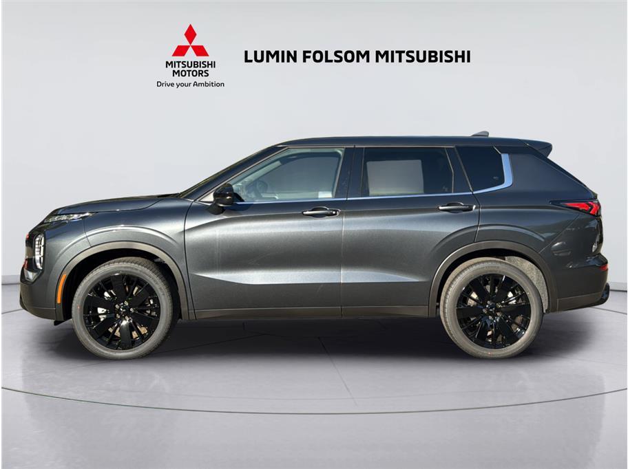 2026 Mitsubishi Outlander LE Sport Utility 4D