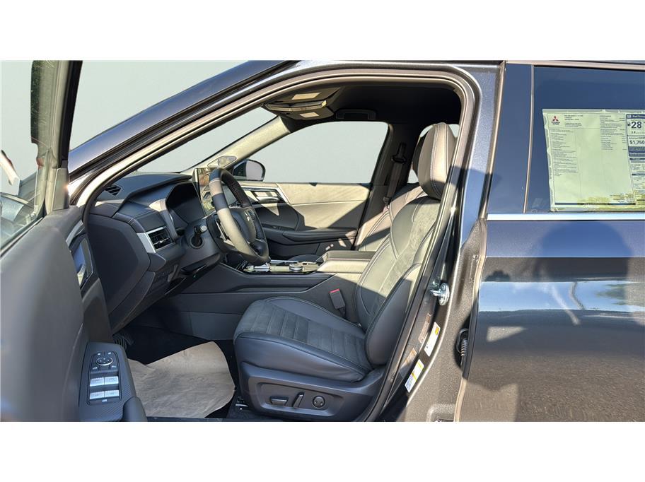 2026 Mitsubishi Outlander LE Sport Utility 4D Folsom CA