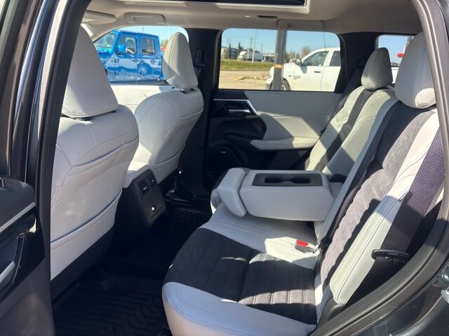 2026 Mitsubishi Outlander LE Whitecourt AB