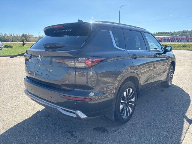 2026 Mitsubishi Outlander LE Whitecourt AB