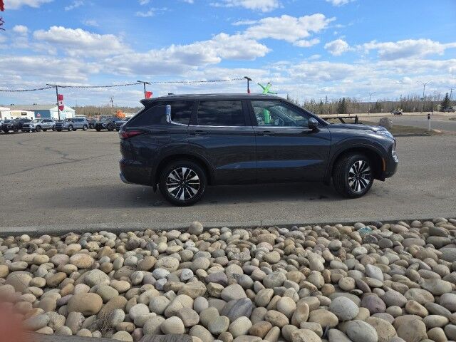 2026 Mitsubishi Outlander LE Whitecourt AB