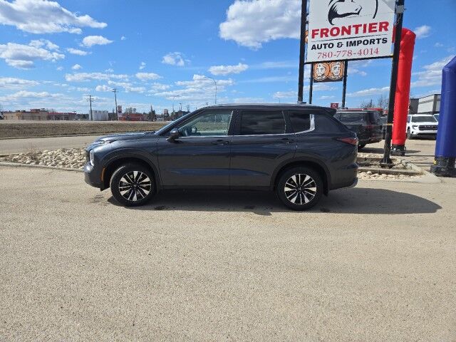 2026 Mitsubishi Outlander LE Whitecourt AB